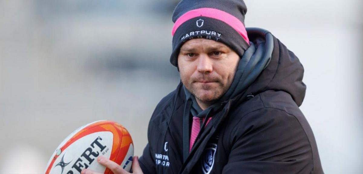 შონ ლინი უელსის ქალთა ნაკრებს შთაგონების ლიცენზიას ანიჭებს