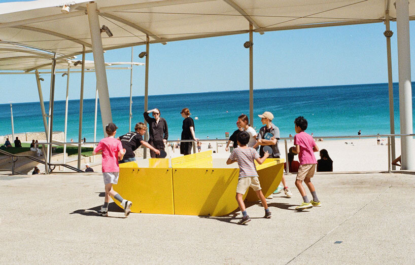 HEROair: POPP-ის მქრქალი ყვითელი გარე მაგიდის ჩოგბურთი ყველა ამინდისთვის