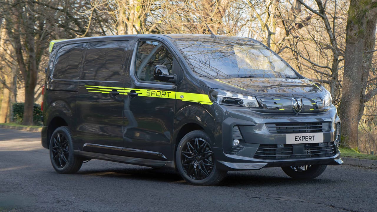 ეს არის ლე-მანის სტილის Peugeot Expert Sport ფურგონი, თქვენთვის 51 ათასი ფუნტიდან