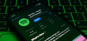 Spotify დამოუკიდებელ ავტორებს მოკლე აუდიოწიგნების შექმნას სთავაზობს