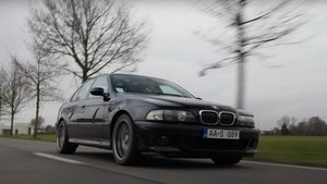 ფარულად შენახული Volkswagen W10 ძრავა E39 BMW M5-ში